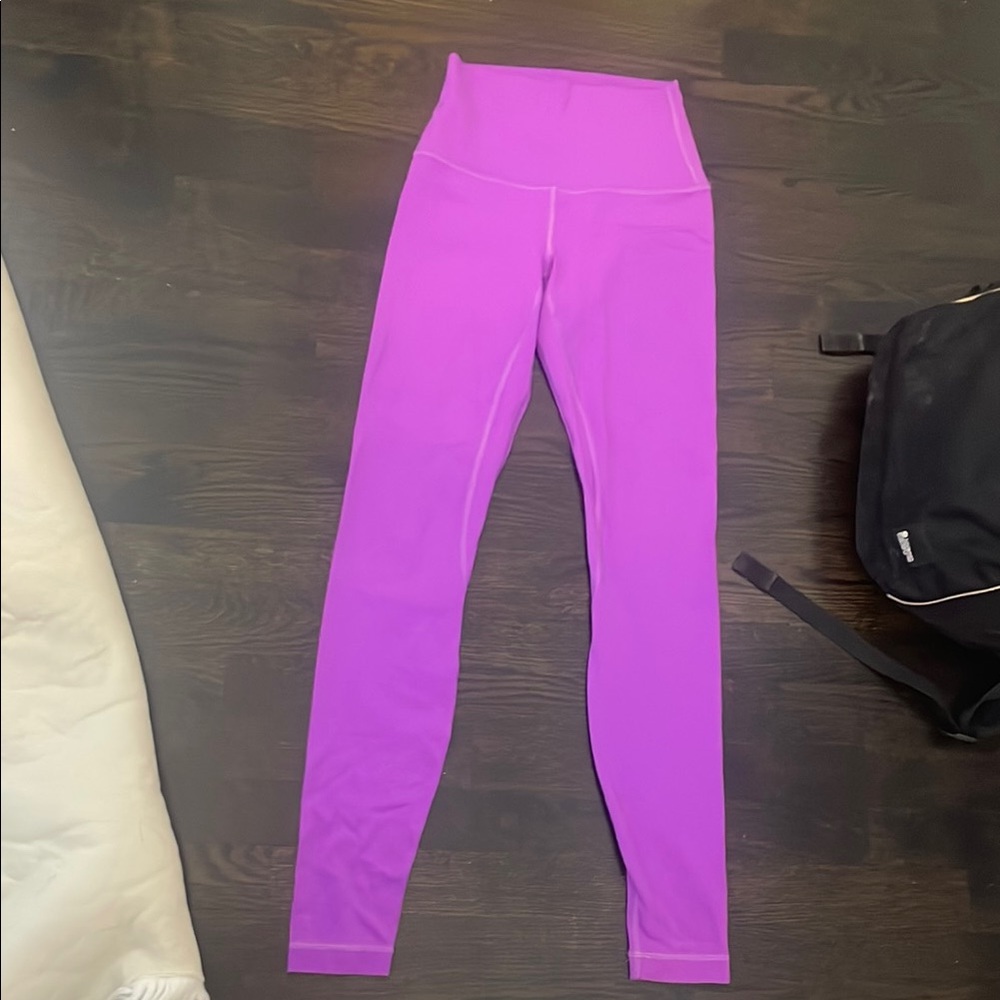 Lululemon high rise align pants 25 inch. Size 2!